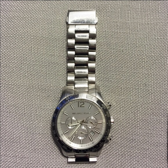 Michael Kors watch - Picture 4 of 4